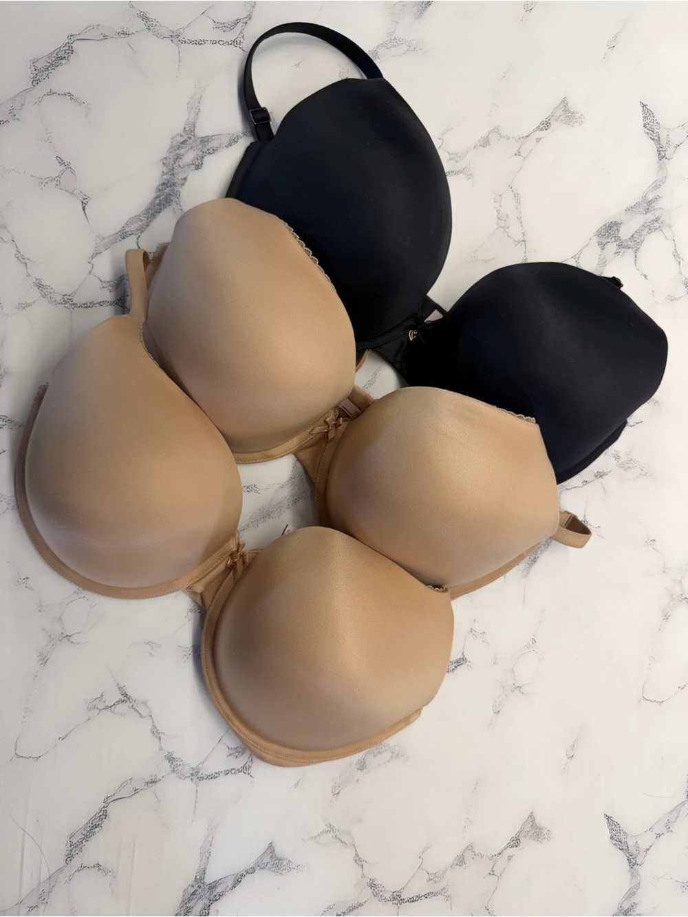 Victoria’s Secret Body by Victoria Perfect Shape bra Size 34G - Set of 3